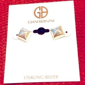 Giani Bernini Sterling Silver Square / Soft Pyramid Stud Earrings. NWT
